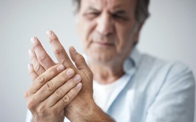 Comprendre les chondromes des os de la main : symptômes et traitement