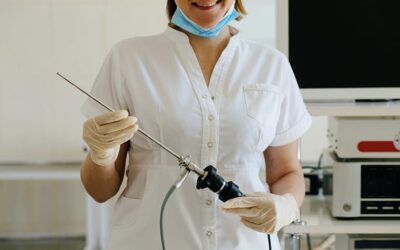 Quels sont les avantages de l&rsquo;échochirurgie de la main ?