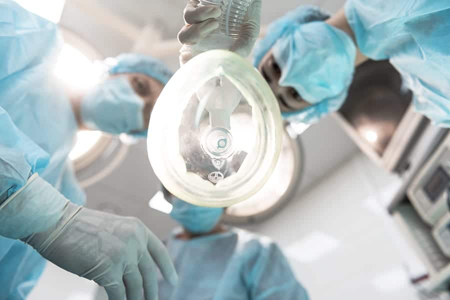 operation main endormi technique walant anesthesie avantages docteur marc olivier falcone chirurgien orthopediste main epaule paris